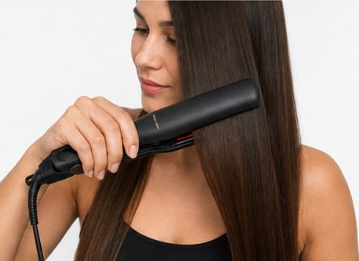 LUXE + WILLOW Infrared Hair Straightener – 1.5” Ceramic Plates