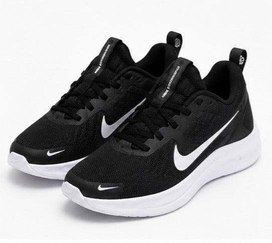Nike Cosmic Runner GS – Black/White-Anthracite
